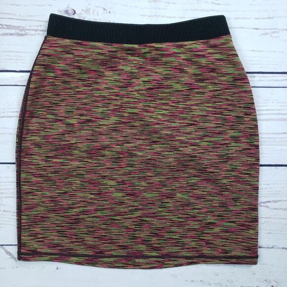NWT Urban Outfitters  Silence & Noise Mini Static Bodycon Skirt Size Large - Picture 1 of 7